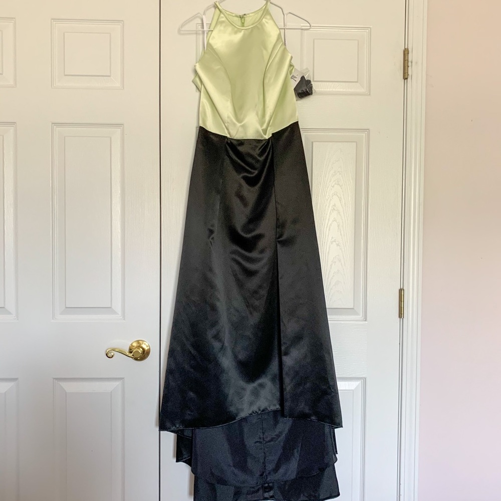 Formal or Prom dress with pockets!!